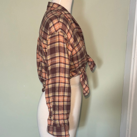 AMERICAN EAGLE Brown Plaid Tie-Front Women's button down Shirt size small - Picture 5 of 9